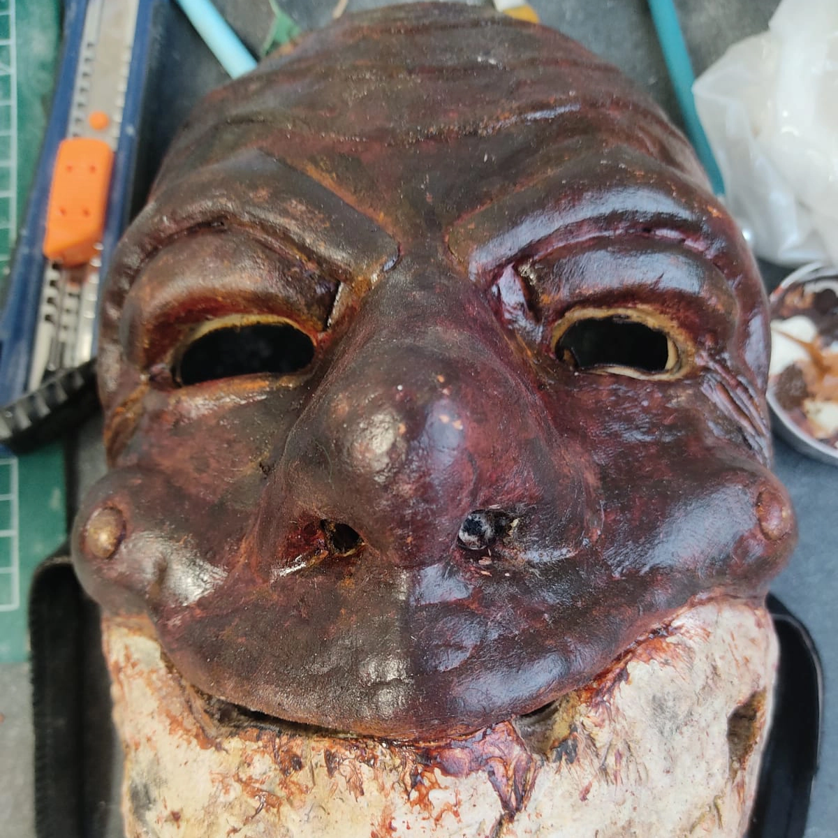 Masque réalisé à la demande par l'atelier
